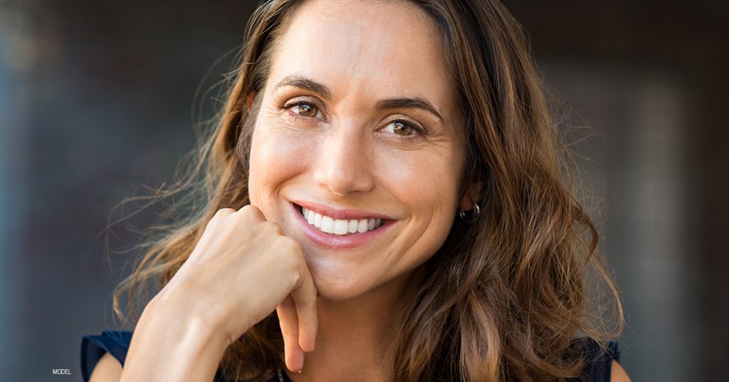 Chicago woman happy after a facelift.